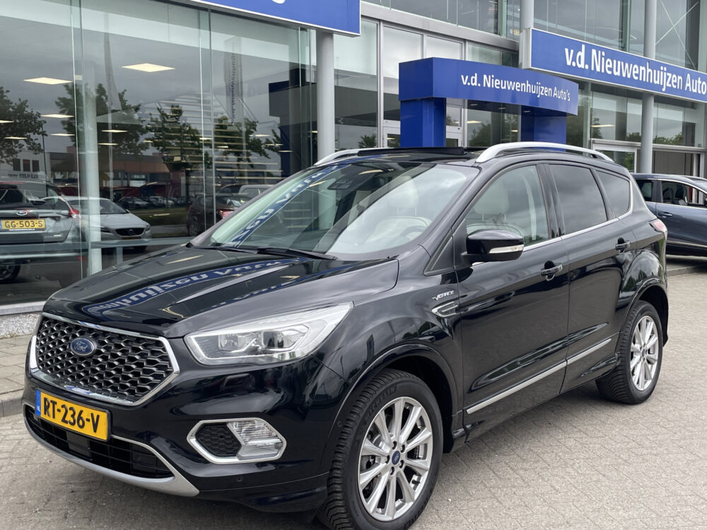 Ford Kuga 1.5 EcoBoost Vignale 1