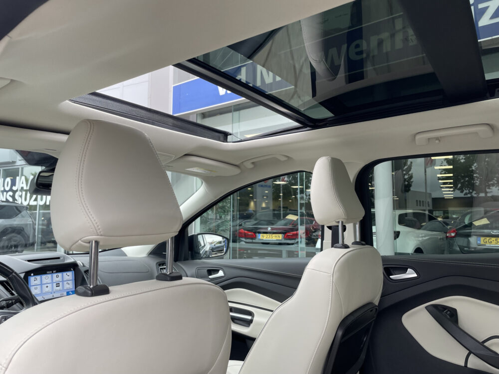 Ford Kuga 1.5 EcoBoost Vignale 12