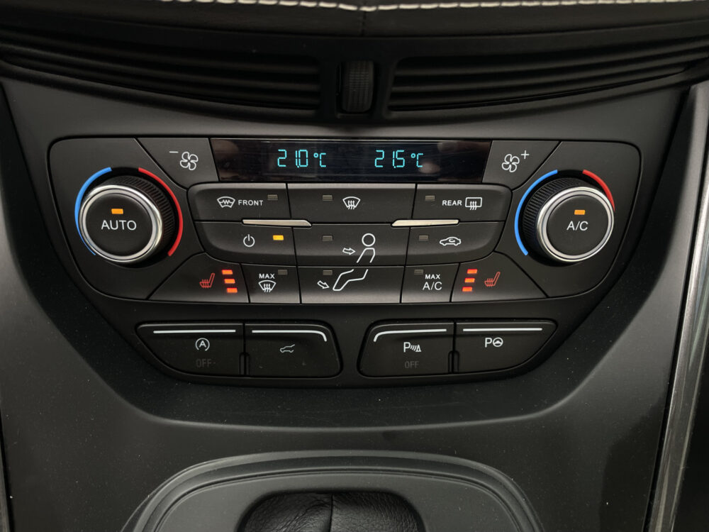 Ford Kuga 1.5 EcoBoost Vignale 19