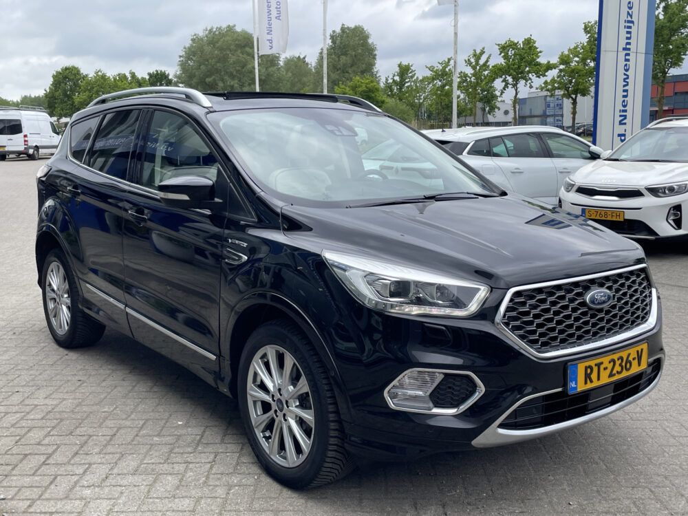Ford Kuga 1.5 EcoBoost Vignale 3