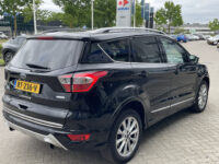 Ford Kuga 1.5 EcoBoost Vignale 38