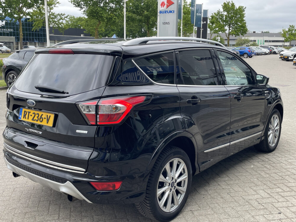 Ford Kuga 1.5 EcoBoost Vignale 8
