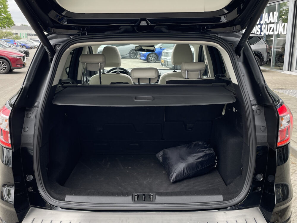 Ford Kuga 1.5 EcoBoost Vignale 9