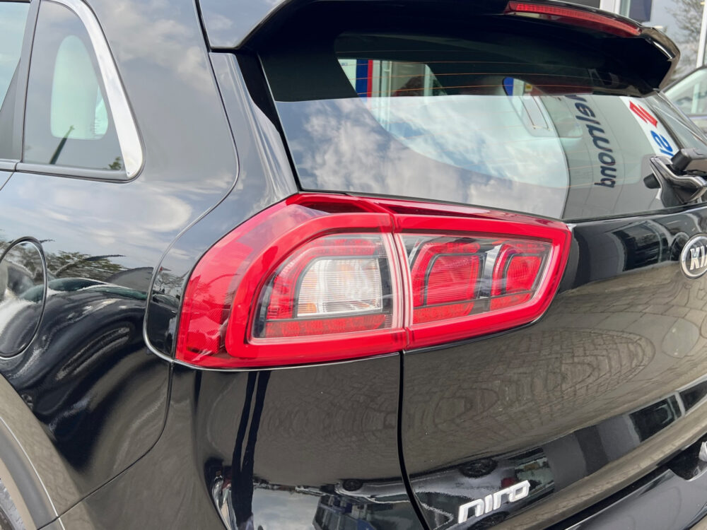 Kia Niro 1.6 GDi Hybrid DynamicLine 7