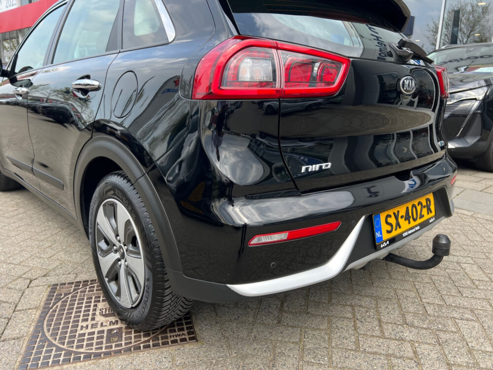 Kia Niro 1.6 GDi Hybrid DynamicLine 8