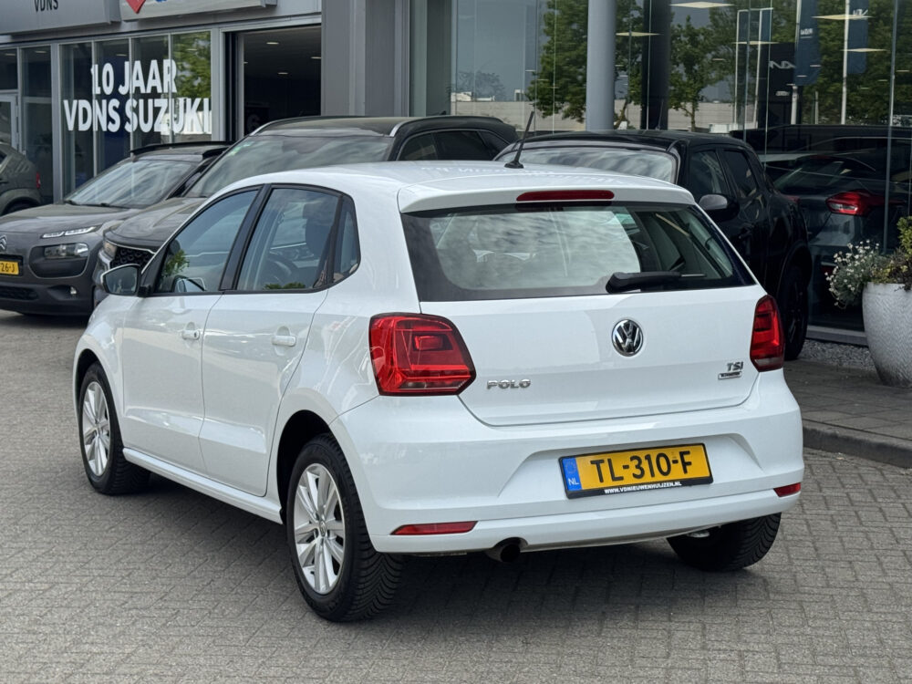 Volkswagen Polo 1.2 TSI Comfortline Connected Series 1