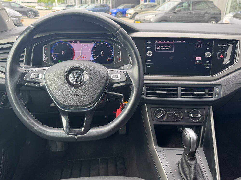 Volkswagen Polo 1.0 TSI Comfortline 12