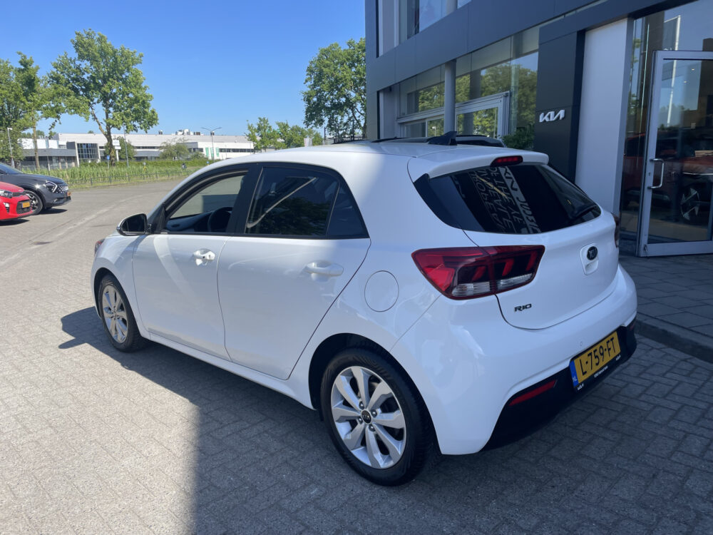 Kia Rio 1.0 T-GDi MHEV DynamicPlusLine 8