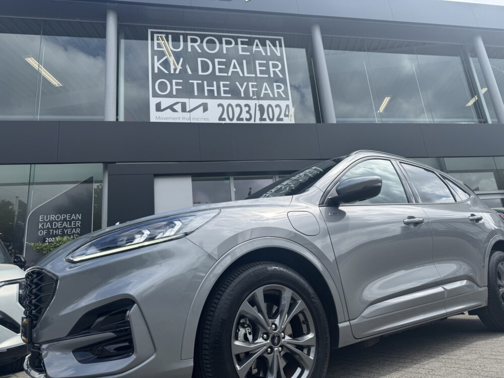 Ford Kuga 2.5 PHEV ST-Line 1
