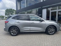 Ford Kuga 2.5 PHEV ST-Line 44