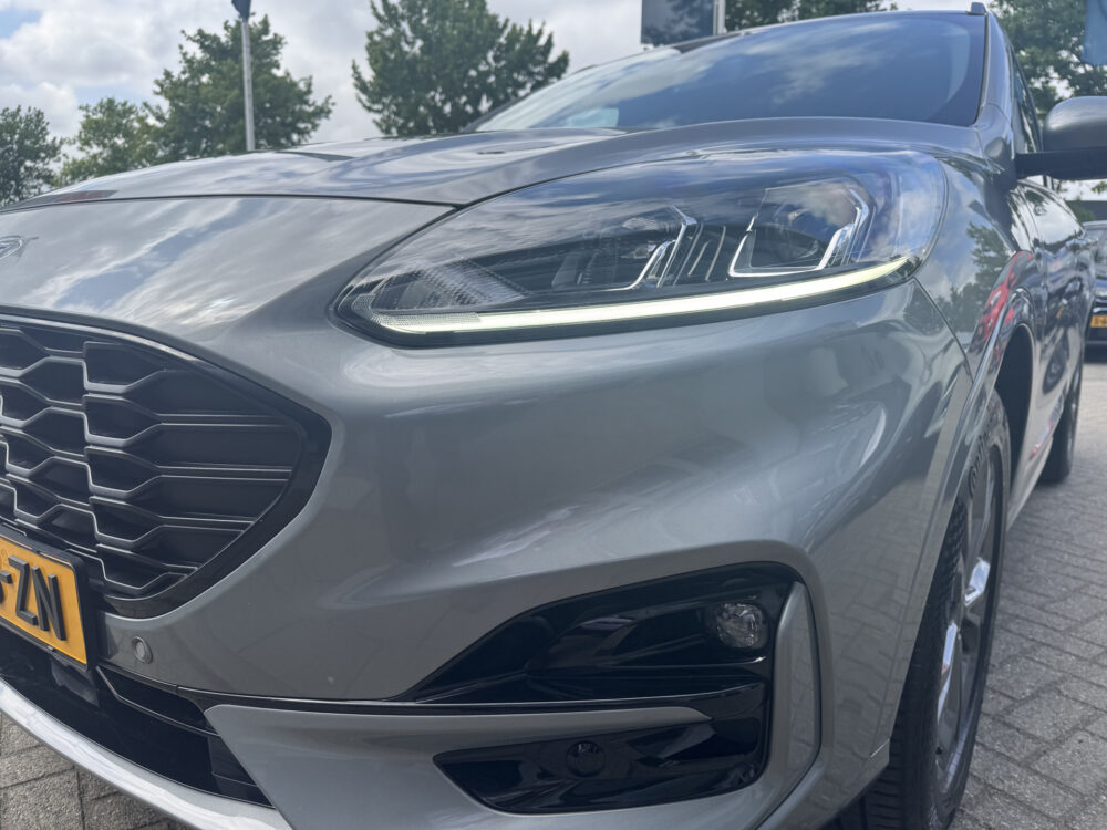 Ford Kuga 2.5 PHEV ST-Line 5