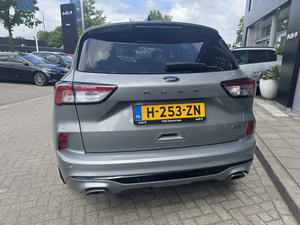 Ford Kuga 2.5 PHEV ST-Line 7