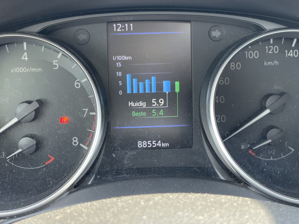 Nissan QASHQAI 1.3 DIG-T Tekna // PanoDak // Leder // Trekhaak 13
