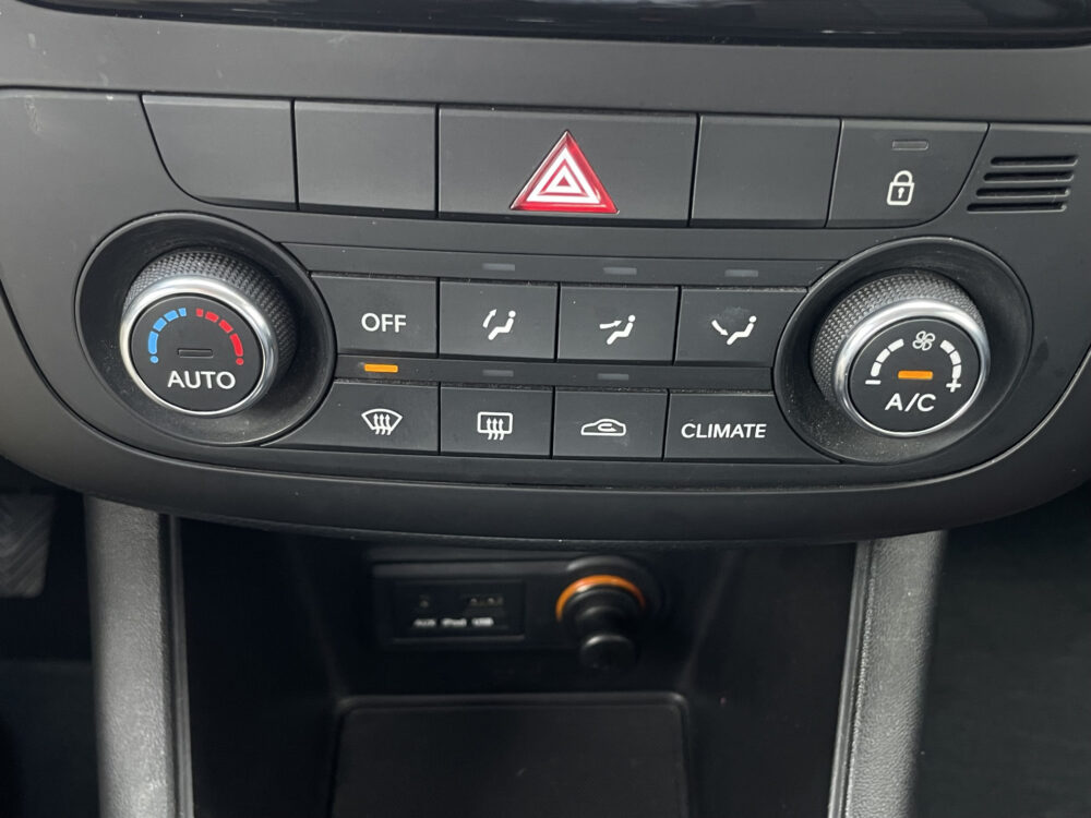 Kia Venga 1.4 CVVT DynamicLine 11