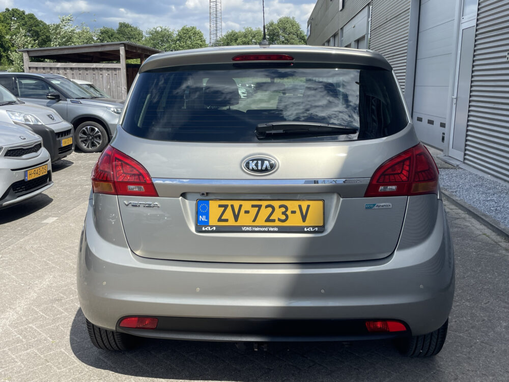 Kia Venga 1.4 CVVT DynamicLine 4