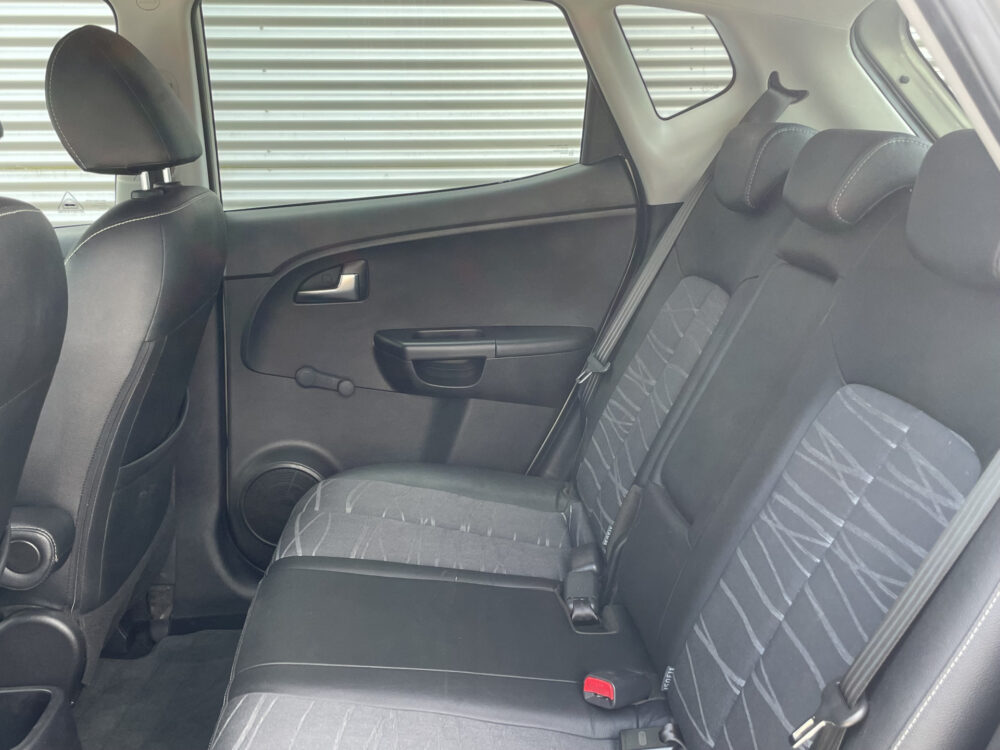 Kia Venga 1.4 CVVT DynamicLine 6