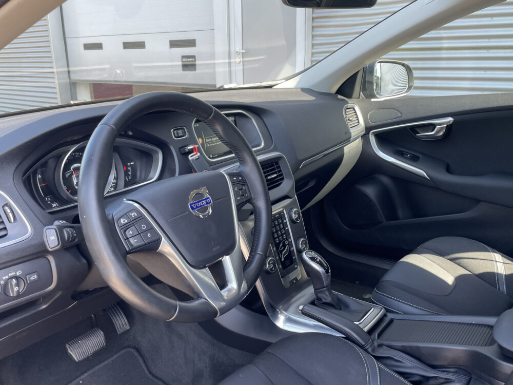 Volvo V40 1.5 T3 Momentum 13