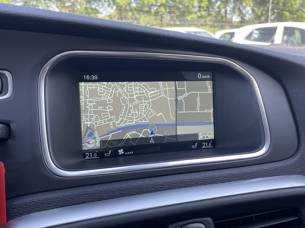 Volvo V40 1.5 T3 Momentum 16