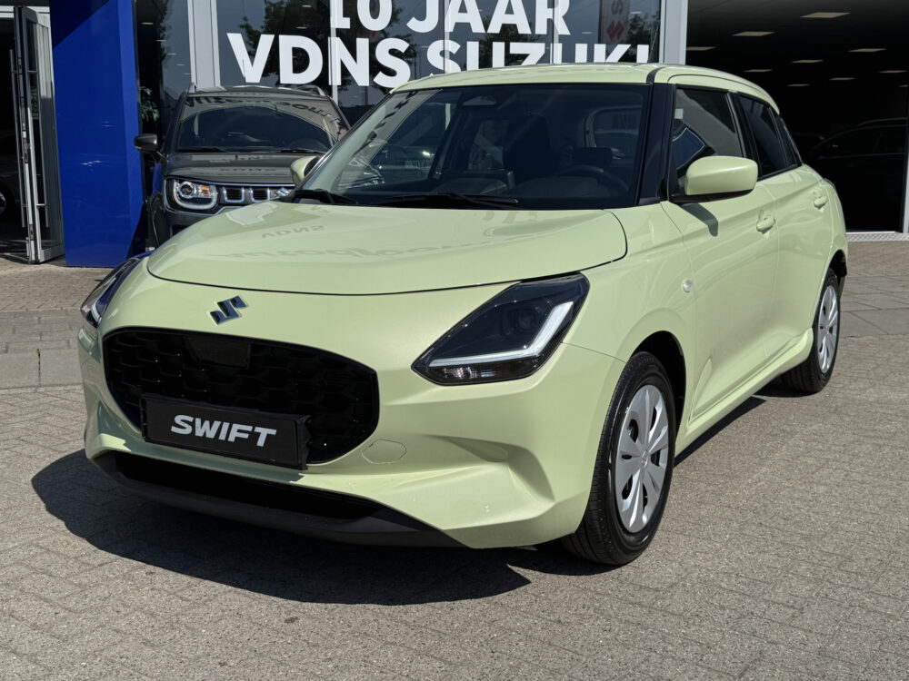 Suzuki Swift 1.2 Comfort Smart Hybrid 1