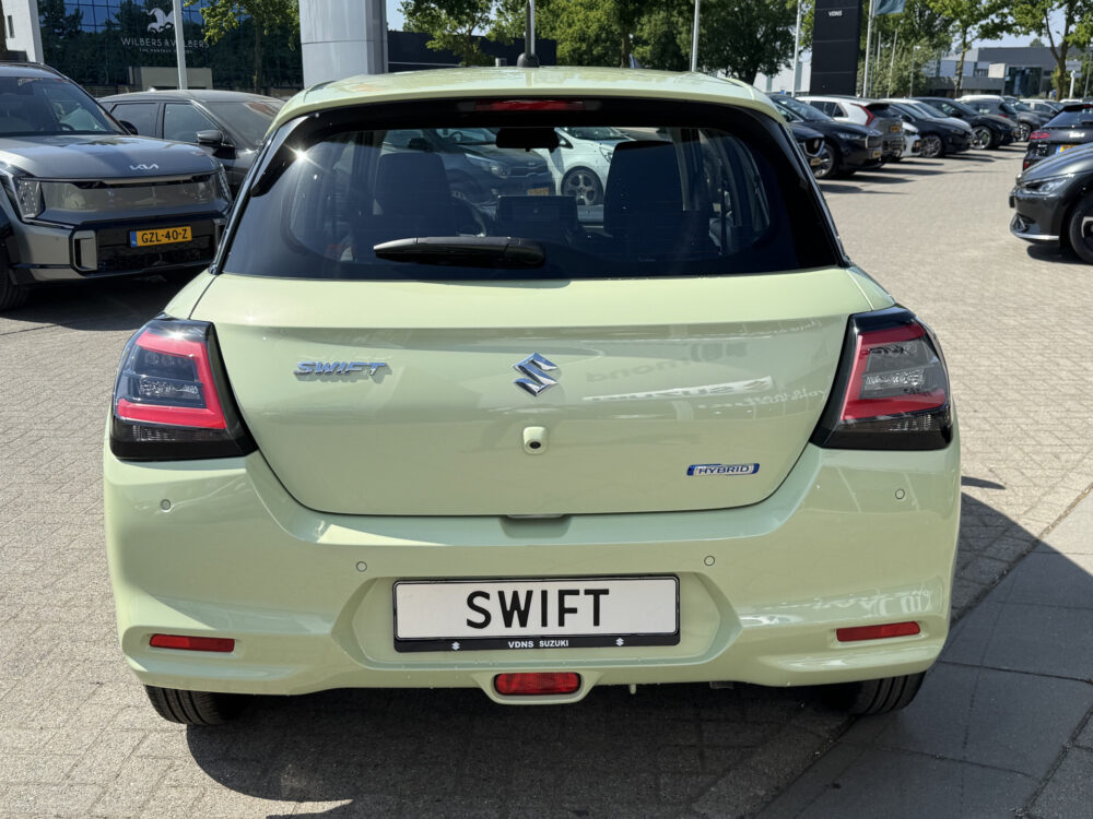 Suzuki Swift 1.2 Comfort Smart Hybrid 5