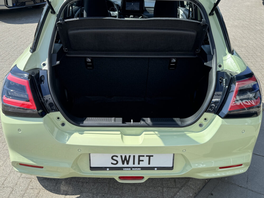 Suzuki Swift 1.2 Comfort Smart Hybrid 6