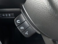 Suzuki Swift 1.2 Select Smart Hybrid 46