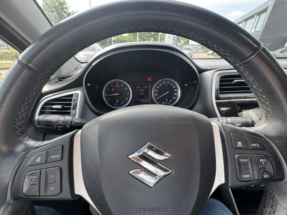 Suzuki S-Cross 1.4 Boosterjet High Executive 22
