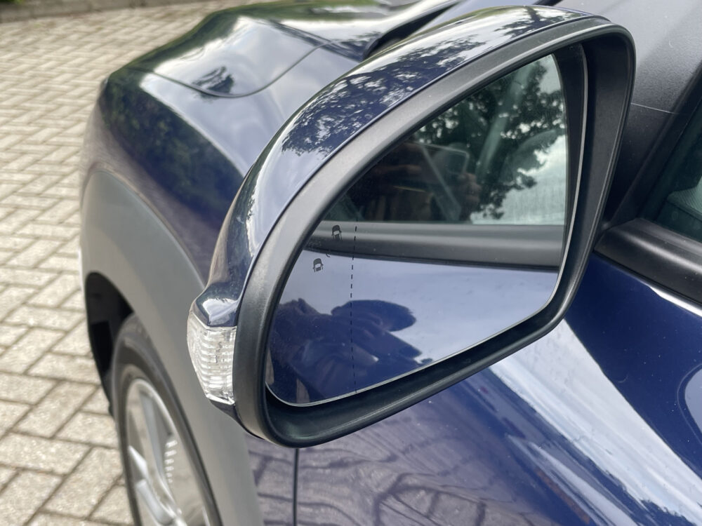 Hyundai KONA EV Limited 64 kWh 12