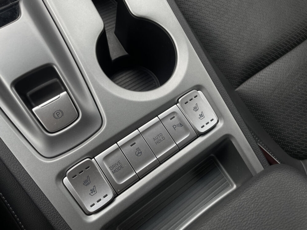 Hyundai KONA EV Limited 64 kWh 17