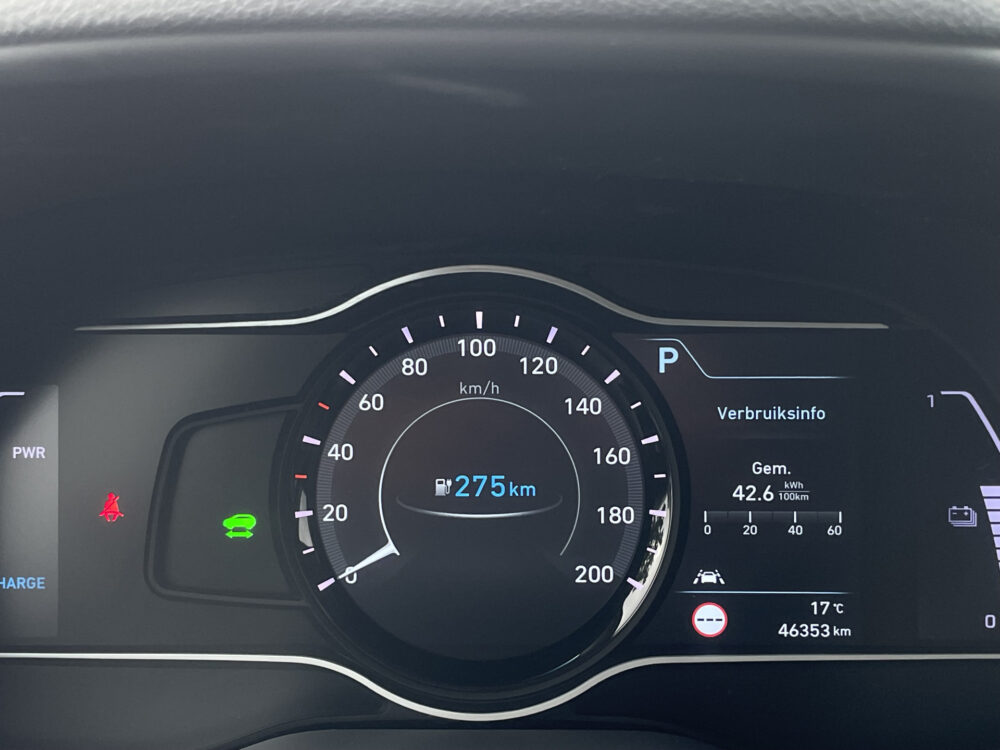 Hyundai KONA EV Limited 64 kWh 26