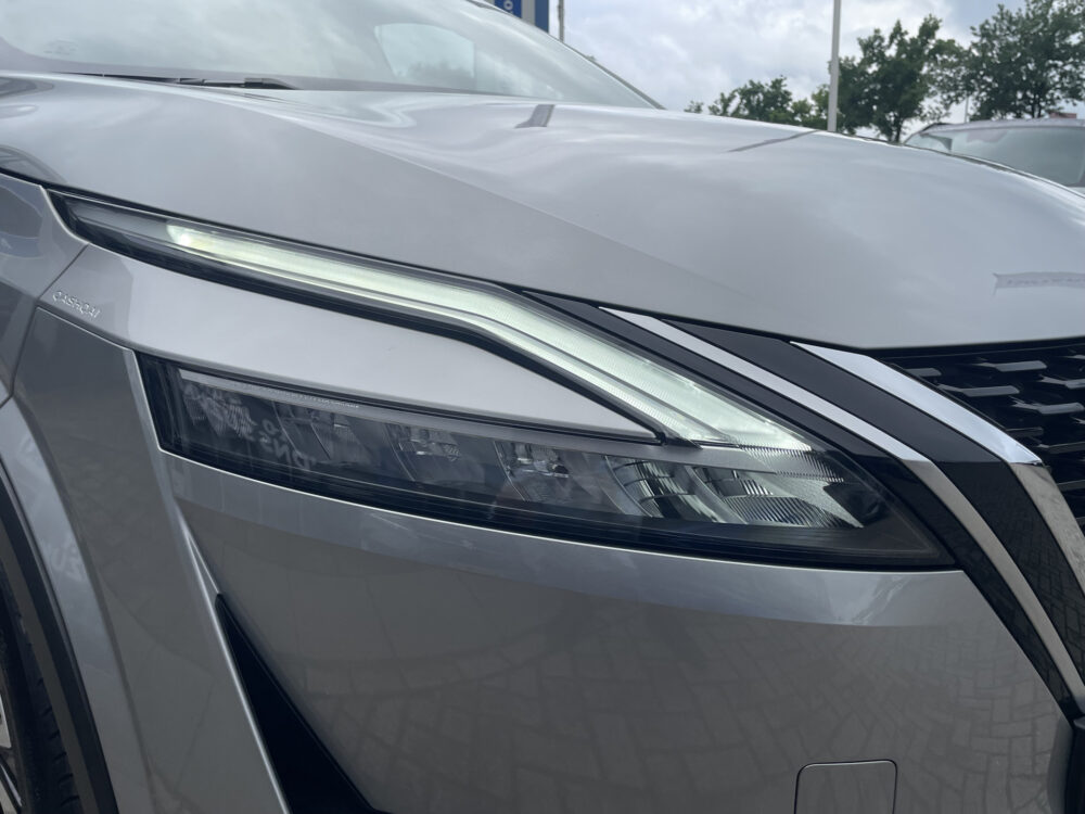 Nissan QASHQAI 1.3 MHEV Xtronic Tekna Plus 4