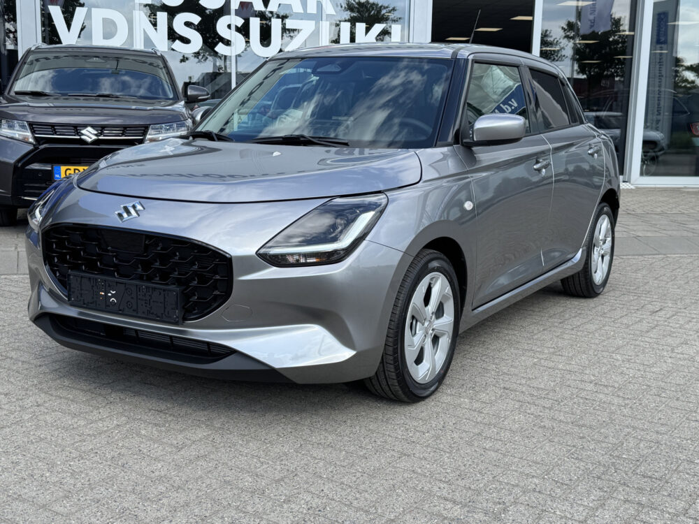 Suzuki Swift 1.2 Select Smart Hybrid 1
