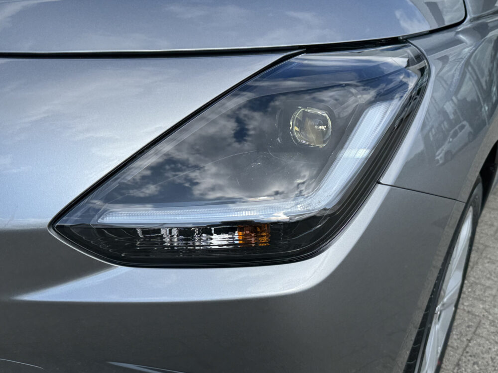 Suzuki Swift 1.2 Select Smart Hybrid 15