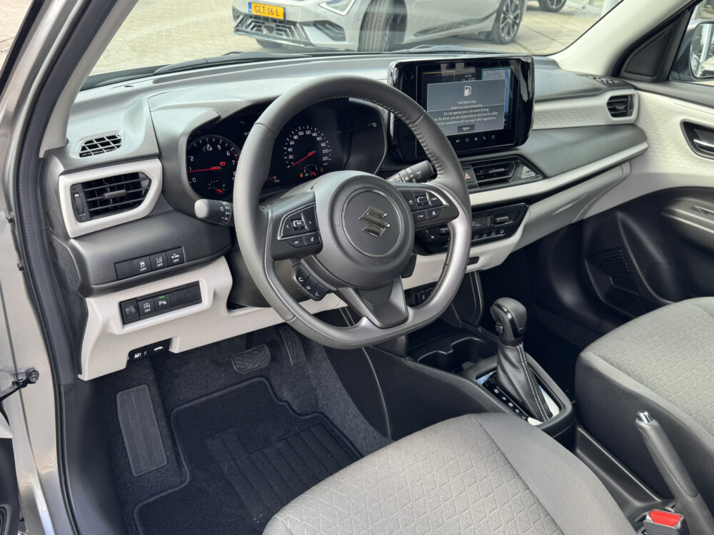 Suzuki Swift 1.2 Select Smart Hybrid 4