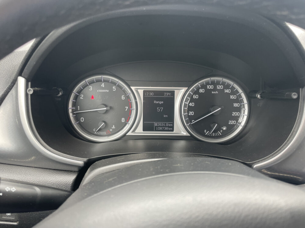 Suzuki Vitara 1.6 High Executive 13