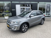 Suzuki Vitara 1.6 High Executive 17