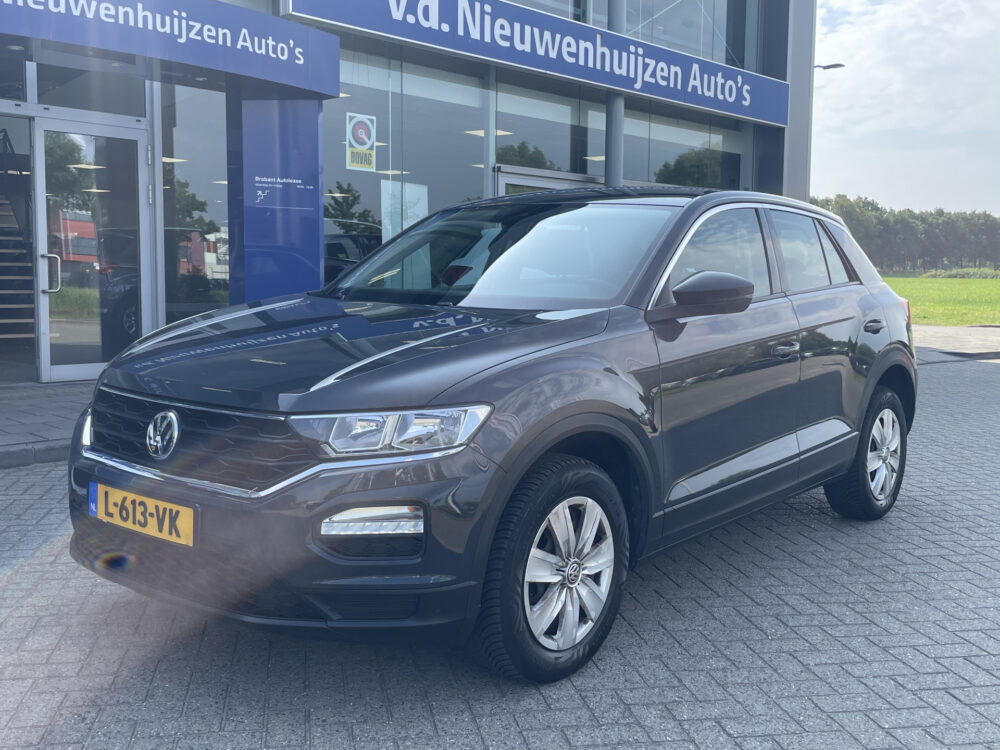 Volkswagen T-Roc 1.5 TSI 1