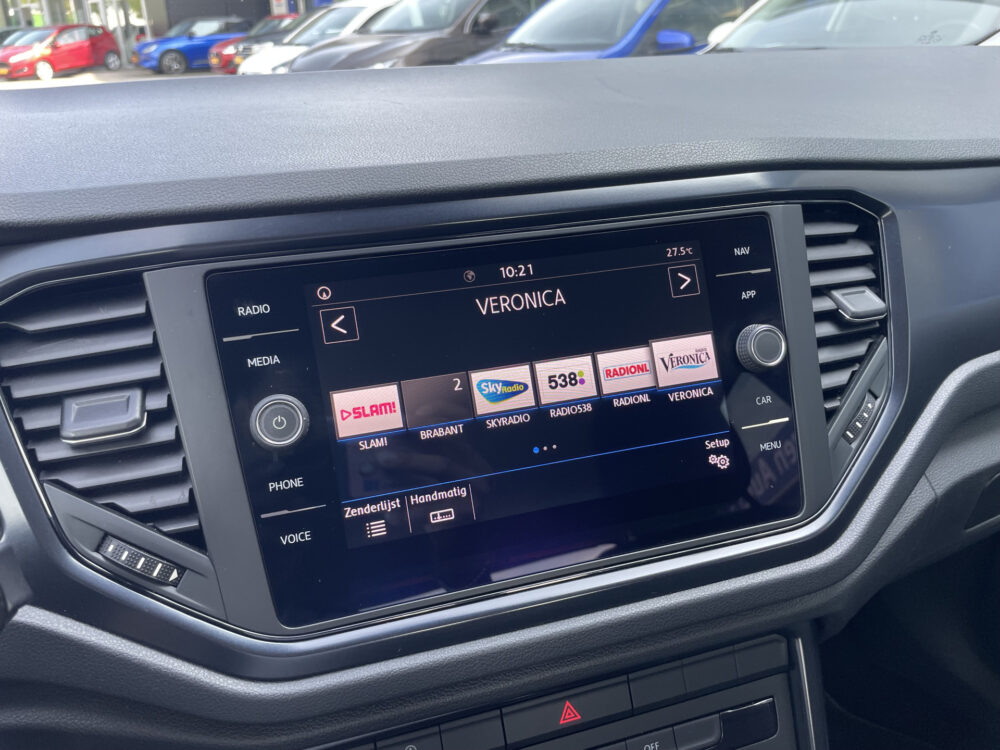 Volkswagen T-Roc 1.5 TSI 11