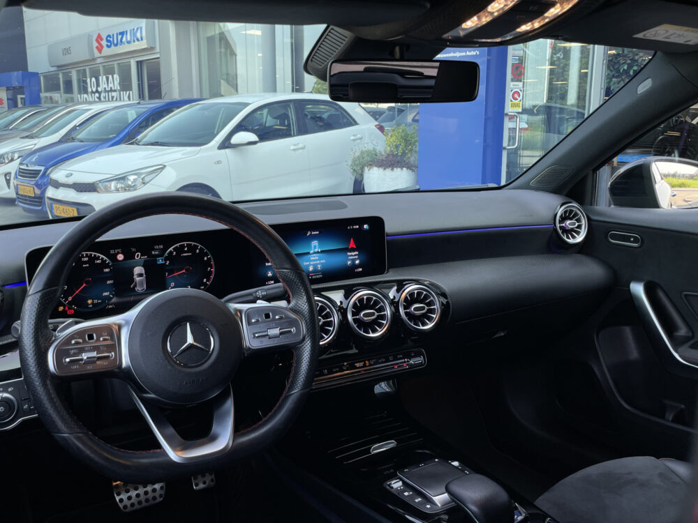 Mercedes-Benz A-Klasse 200 AMG Line 11