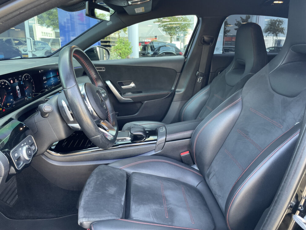 Mercedes-Benz A-Klasse 200 AMG Line 14