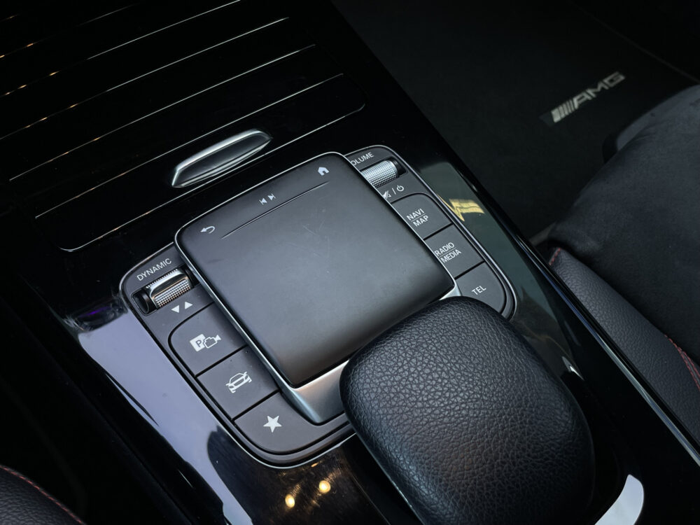 Mercedes-Benz A-Klasse 200 AMG Line 17