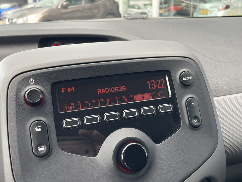 Peugeot 108 1.0 e-VTi Active 17