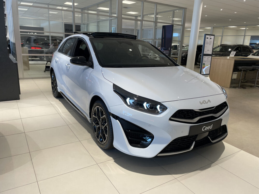Kia Ceed 1.5 T-GDi GT-Line Automaat 2