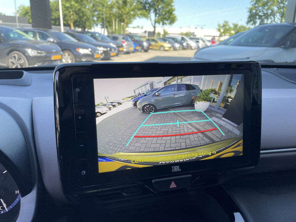 Toyota Yaris Cross 1.5 Hybrid Executive 15