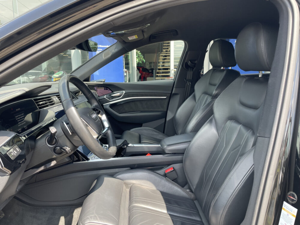 Audi e-tron Sportback 55 quattro Business edition Plus 95 kWh 13