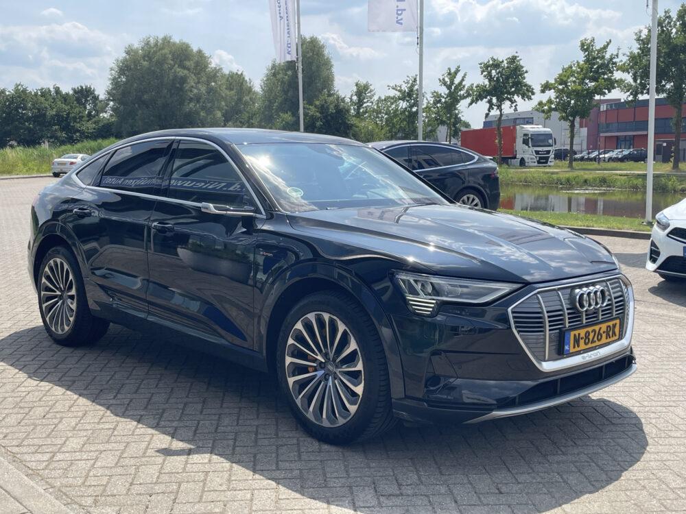 Audi e-tron Sportback 55 quattro Business edition Plus 95 kWh 3