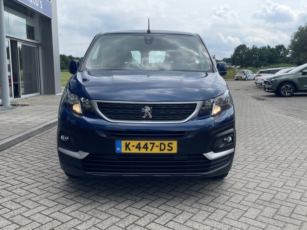 Peugeot Rifter Long 1.2 Puretech Long Active 7p. 2
