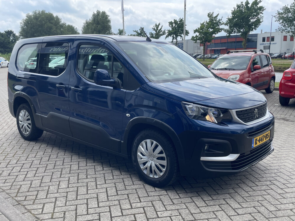 Peugeot Rifter Long 1.2 Puretech Long Active 7p. 3