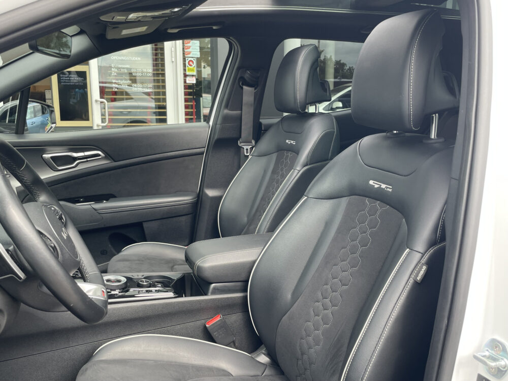 Kia Sportage 1.6 T-GDi Plug-in Hybrid AWD GT-Line // Trekhaak 17