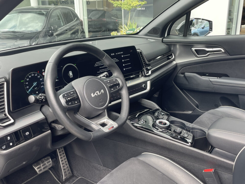Kia Sportage 1.6 T-GDi Plug-in Hybrid AWD GT-Line // Trekhaak 18